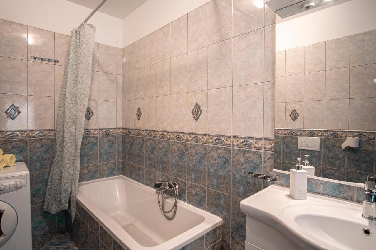 Apartman Luka Фажана Екстер'єр фото