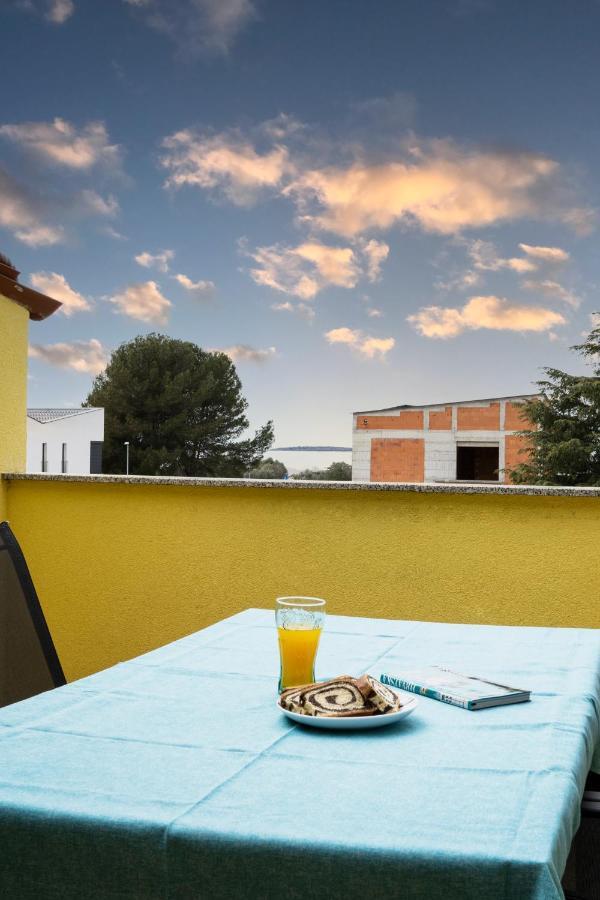 Apartman Luka Фажана Екстер'єр фото