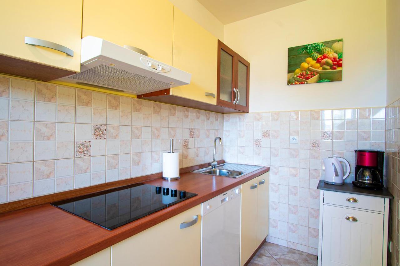 Apartman Luka Фажана Екстер'єр фото