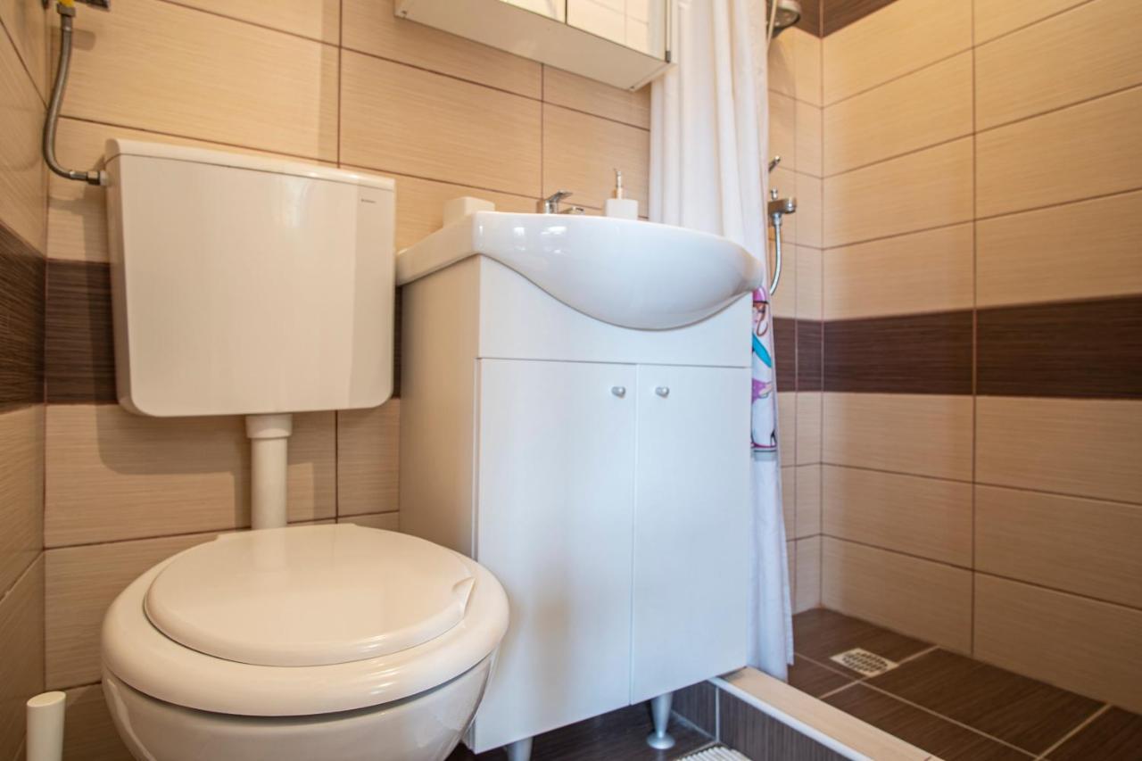 Apartman Luka Фажана Екстер'єр фото